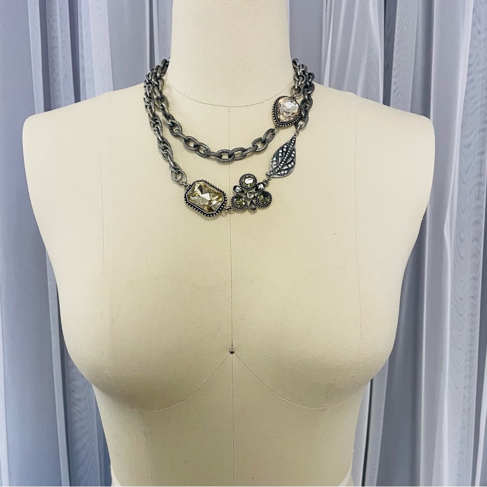 Jessica Simpson Chain Necklace Rhinestones and Leaf 37”